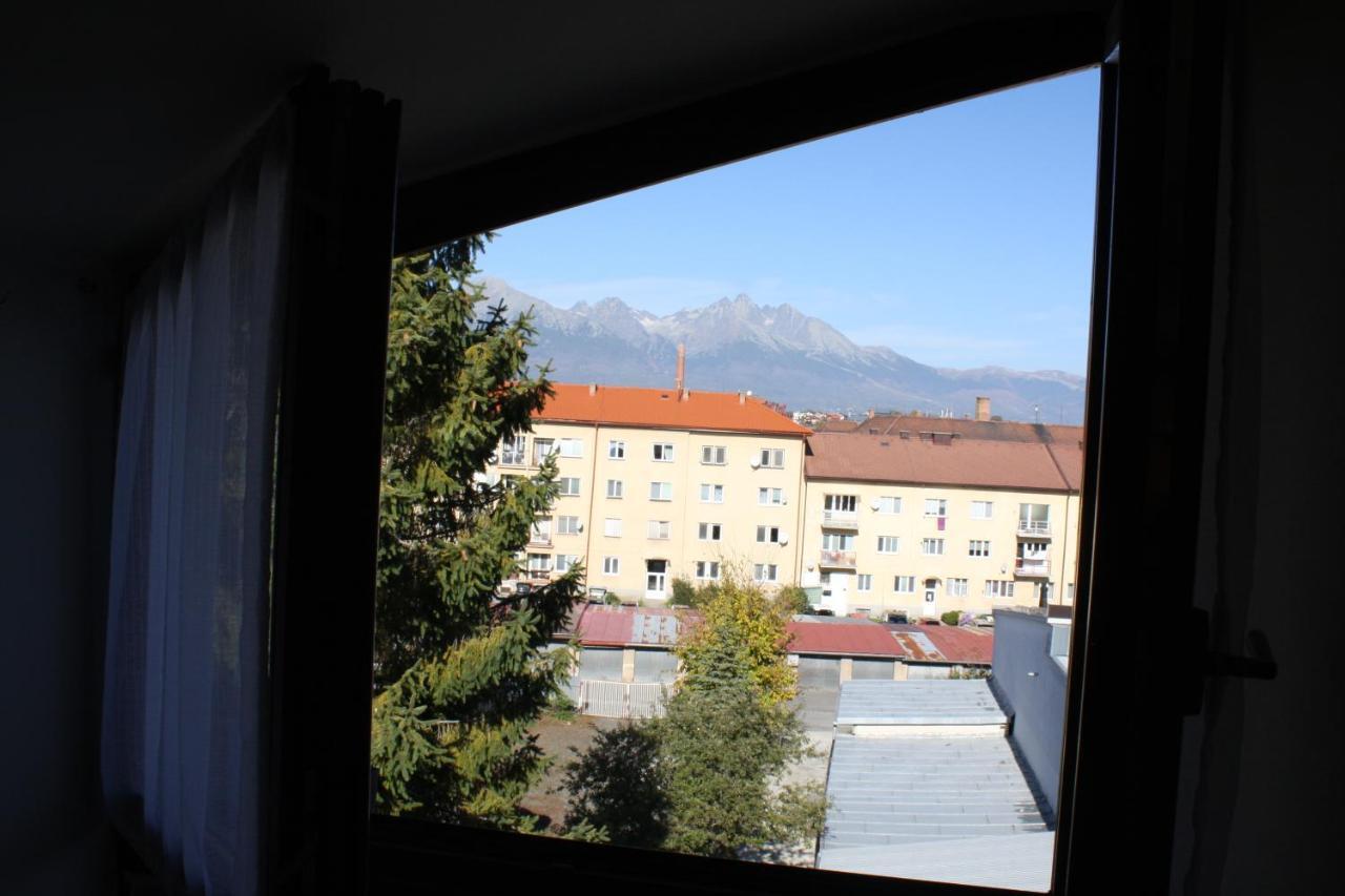 Appartement Renmir à Poprad Extérieur photo
